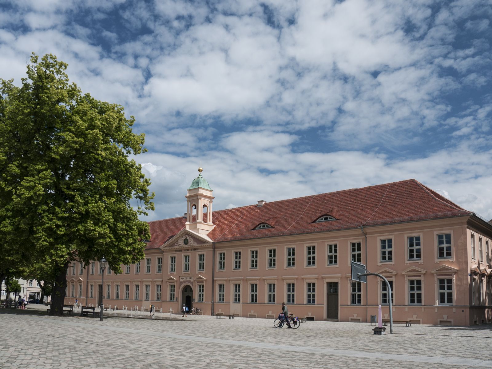 Neuruppin-Schulplatz-Altes Gymnasium